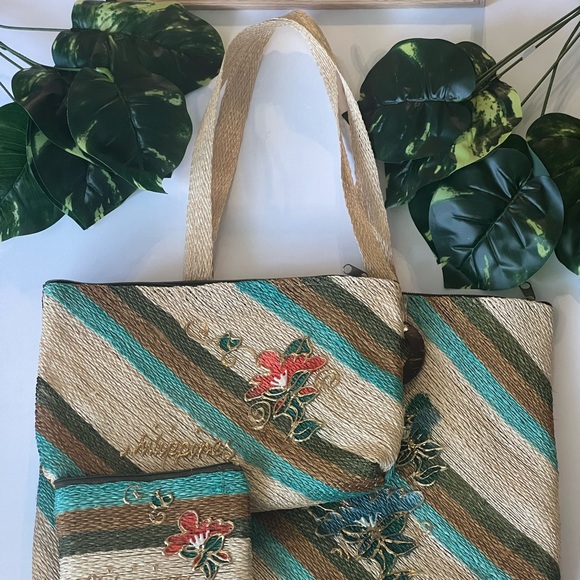 Handbags - Staw Set of 3 bags